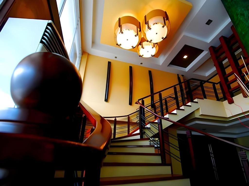 Mo2 Westown Hotel San Juan Баколод Екстериор снимка