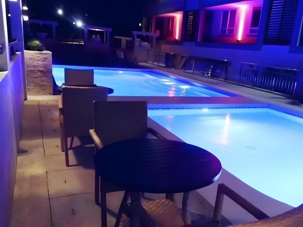 Mo2 Westown Hotel San Juan Баколод Екстериор снимка