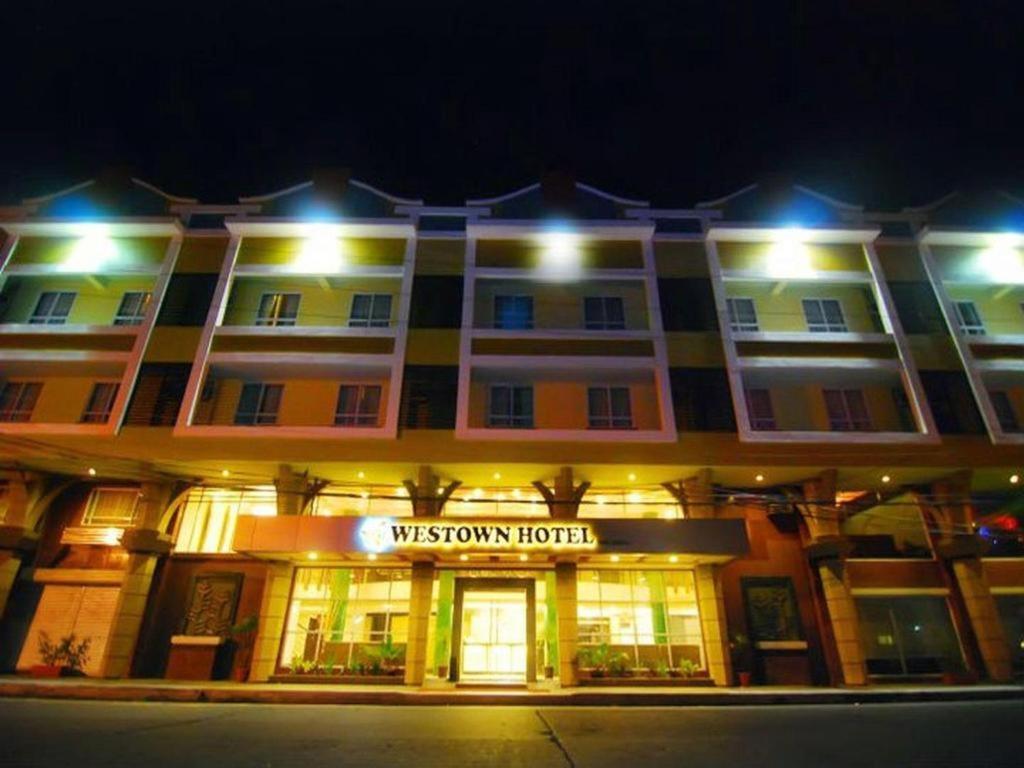 Mo2 Westown Hotel San Juan Баколод Екстериор снимка